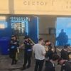 Fanii Craiovei, controlați la sânge înaintea meciului cu Levski Sofia FOTO Captură VIDEO fanatik.ro .jpeg