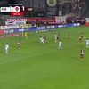 Faza care a dus la eliminarea lui Alexandru Pașcanu în meciul Botoșani - Rapid 1-1. Foto: Captură YouTube, @OrangeSportRomania