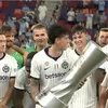Chivu și Inter, premiați după victoria din amicalul cu Manchester City Foto captură video as.ro.jpg