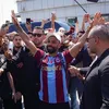 Mohamed Salah, primire de senzație în Turcia după transferul la Trabzonspor Foto Facebook @Trabzonspor.jpg