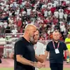 Gesturile lui Dejan Stankovic la adresa suporterilor / foto: capturi video X/Balkan Futbolu