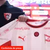 Dinamo, tricou special înainte de derby-ul cu FCSB. Capturi YT Dinamo (2).jpg