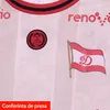 Dinamo, tricou special înainte de derby-ul cu FCSB. Capturi YT Dinamo (4).jpg