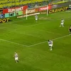 Petrolul - Rapid. Gestul lui Dobre după ce a înscris. Foto: captură Prima Sport 1