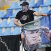 Ultras Partizan cu portretul lui Mladic