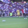 Fiorentina - Frosinone. Drăgușin faultează în careu, dar scapă de penalty (2).jpg