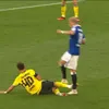 Eliminarea lui Samuele Inacio în Borussia Dortmund - Hamburg. Foto: X/@GoalsXtra