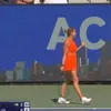 Aryna Sabalenka, nemulțumită la US Open din cauza unei persoane care fuma marijuana. Foto: captură X/@TheTennisLetter