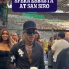 Rapperul Sfera Ebbasta a fost însoțit de 10 femei la Inter - Napoli. Foto: captură video X/@FConPredict