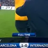 Momentul din 2010 când Barcelona a pornit sistemul de irigații de pe teren pentru a o împiedica pe Inter să sărbătorească. Foto: captură YouTube
