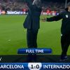 Momentul din 2010 când Barcelona a pornit sistemul de irigații de pe teren pentru a o împiedica pe Inter să sărbătorească. Foto: captură YouTube