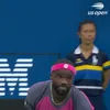 Momentul când Frances Tiafoe l-a îmbrățișat pe Alex Michelsen imediat după meci. Foto: captură X/@usopen