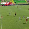 Momentul în care Gabriel Charpentier s-a accidentat în meciul FC Argeș - FC Botoșani. Foto: captură Prima Sport