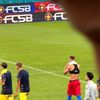 Două scene surprinse la finalul meciului: Baciu și Drăguș în prim plan (foto: Vlad Nedelea/GOLAZO.ro)