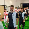 Atmosferă la primul meci în nocturnă pe stadionul „Petre Libardi” din Petroșani.  Foto: Facebook @CSM Jiul Petroșani