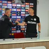 Laurențiu Reghecampf, prezentare + primul antrenament. Foto - Raed Krishan (2).JPG