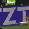 Eliminarea israelianului Sayed Abu Farchi din meciul cu Austria. Foto: captură video X/@FonsiLoaiza