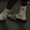 Alexander Isak, cu piciorul însângerat după meciul cu România. Foto: captură video/SVT