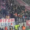 Rapid - Genoa. Fanii italieni s-au bătut între ei Foto captură video orangesport.ro.jpg
