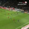 CFR Cluj - U Cluj, Drazic agită o torță aruncată de oaspeți, după gol. Capturi Prima Sport (2).jpg