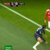Eliminarea lui Rodrigo Betancur din meciul cu Manchester United Foto captură VIDEO sport.ro .jpeg