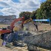 A început demolarea vechiului stadion Corvinul. Foto: Facebook/Corvinul Hunedoara
