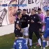 Iván Zafarana i-a arătat reluarea arbitrului pe telefon, iar acesta a schimbat decizia Foto captură VIDEO X .jpeg