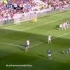 Momentul în care Emiliano Martinez s-a accidentat după ciocnirea cu Jarrad Branthwaite, în meciul Everton - Chelsea. Foto: captură TNT Sports 1