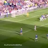 Momentul în care Emiliano Martinez s-a accidentat după ciocnirea cu Jarrad Branthwaite, în meciul Everton - Chelsea. Foto: captură TNT Sports 1