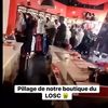 Magazinul oficial al lui Lille a fost vandalizat și jefuit. Foto: captură Facebook/Losc Fans Club