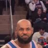 LeBron James, dialog aprins cu un fan al lui New York Knicks. Foto: captură X/@big_business_