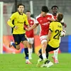Darius Olaru, accidentat în Union SG - Hapoel Beer Sheva. FOTO Imago (3).jpeg