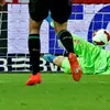 Erorile lui Dennis Seimen la al treilea gol primit în meciul Stuttgart - Monchengladbach 2-3