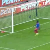 Ratarea colosală a lui Dean Zandbergen în Dinamo - Chindia / foto: capturi Prima Sport