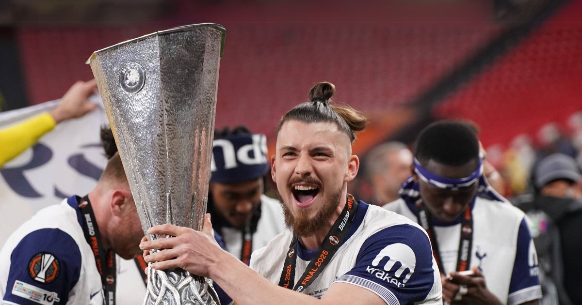 Drăgușin, gata de Liga Campionilor! Ce a făcut „tricolorul” în vestiar ...