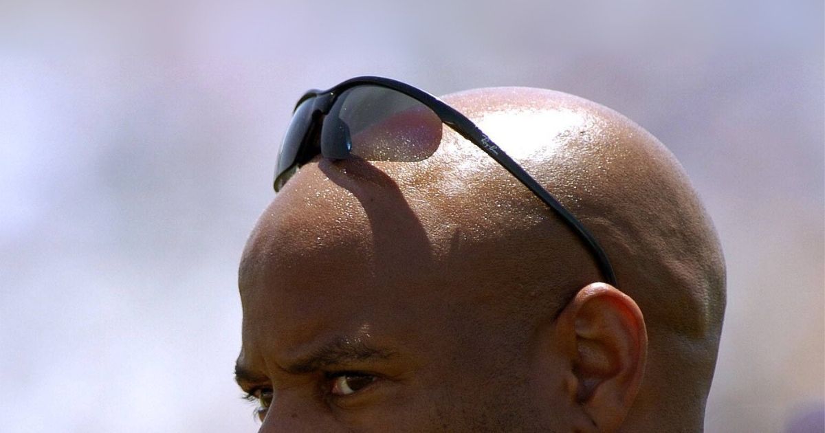 Mike Powell, suspendat! Legenda atletismului nu va mai putea lua parte ...