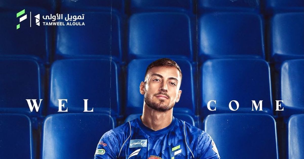Lixandru a plecat de la FCSB Fanii au reacționat dur în comentariile anunțului oficial: „Postarea cu «Mulțumim, MM Stoica» pe când?”