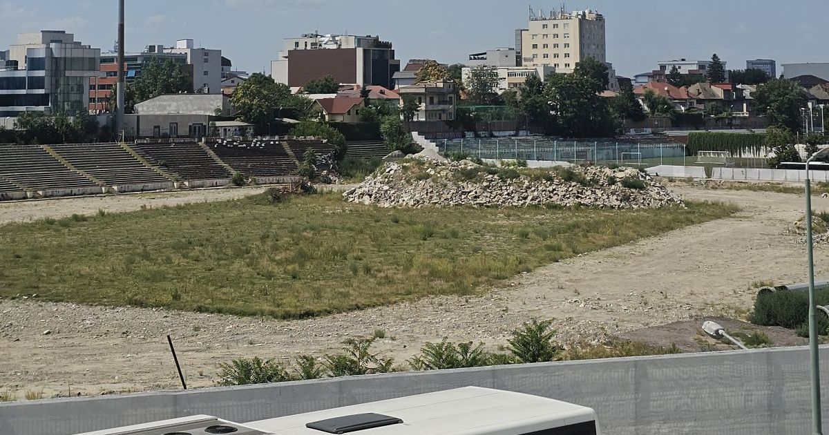 Se reiau lucrările la Dinamo? VIDEO+FOTO Imagini de azi, de la stadion: ce se întâmplă cu noua arenă
