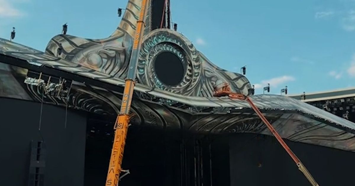 Primele imagini cu construcția de 32m înălțime și 127m lățime de la Untold!
