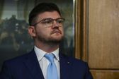 Anton Pisaroglu nu își va depune candidatura chiar dacă a strâns „puțin peste 210.000 de semnături”. Consultantul lui Georgescu dă vina pe George Simion și Anamaria Gavrilă