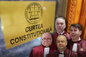 A treia tentativă. După ce duminică judecătorii numiți de PSD au părăsit ședința, CCR încearcă din nou azi să dea o decizie pe legea privind pensiile speciale ale magistraților