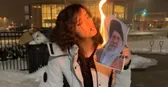Cine este femeia care își aprinde țigara de la portretul în flăcări al ayatollahului Ali Khamenei – imaginea simbol a protestelor care zguduie Iranul