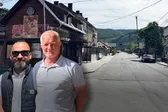 REPORTAJ Românul întors din Danemarca care și-a deschis o pensiune în Praid. Cum i s-a schimbat viața lui și a altora la un an după inundarea dramatică a salinei / Ce fac primăria și Salprom