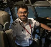 Cine este pilotul care a apăsat pe butonul care a salvat zborul Flydubai cu 174 de oameni la bord