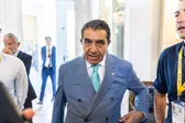 Emisarul lui Trump care l-a sunat pe Nicușor Dan în timpul unei conferințe, dat afară. Disputa aprinsă de pe e-mailuri „nebunești” care i-a adus concedierea