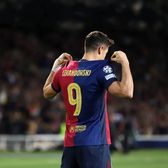 Lewa și „clauza 60%”   Ce pățește golgheterul polonez  dacă nu îndeplinește obligația  din noul contract