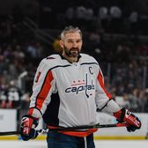 Surpriză pentru portari După ce rusul Ovechkin a devenit cel mai bun marcator din NHL, portarii care au reușit să-l oprească vor primi un  premiu inedit