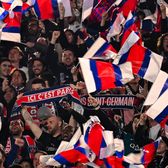 Lupte de stradă la Paris   VIDEO:  Suporterii lui PSG și cei ai lui Aston Villa  și-au împărțit pumni  în centrul orașului