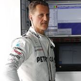 Vești bune de la Schumacher  Fostul campion mondial  a reușit să semneze o cască  pentru o acțiune caritabilă: „Este minunat!”