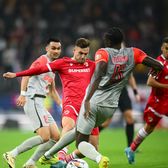 „Politic? Forță mare!”  Omul care l-a adus pe  Dennis Politic  la Dinamo îl caracterizează pe fotbalistul pentru care Gigi Becali oferă un milion de euro